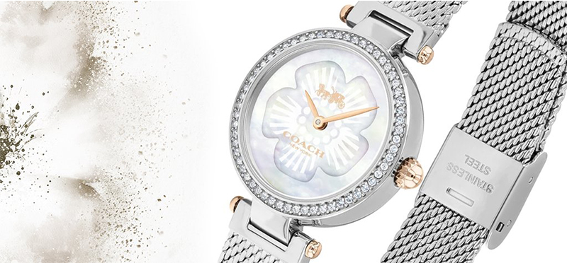 Mẫu đồng hồ Coach được trang trí bằng đá Swarovski